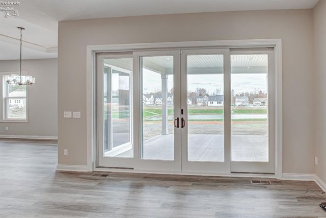 5843 Marcella Way, North Ridgeville, OH 44039