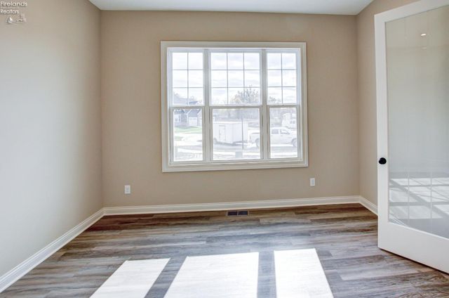5843 Marcella Way, North Ridgeville, OH 44039