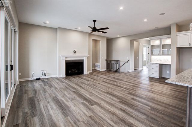 5843 Marcella Way, North Ridgeville, OH 44039