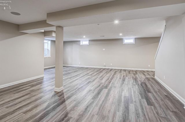 5843 Marcella Way, North Ridgeville, OH 44039