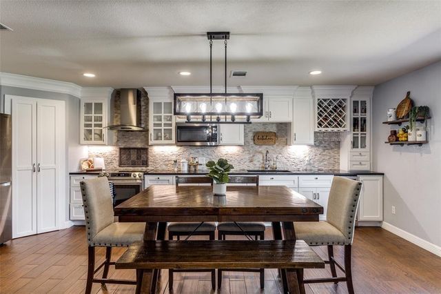 214 Sylvan ST, Hutto, TX 78634