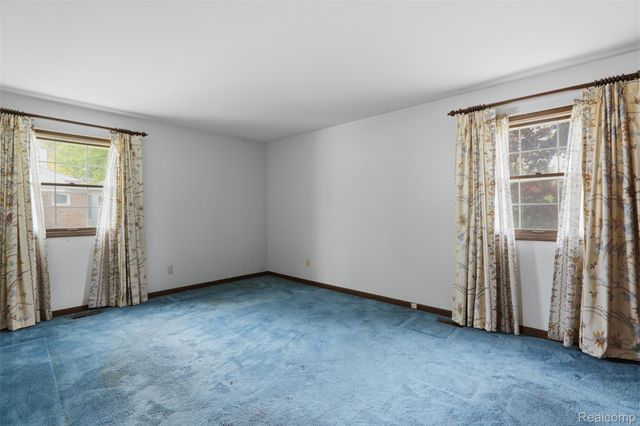 11136 Bellwood Drive, Plymouth Charter Township, MI 48170