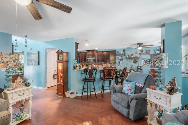 23 Oleander Dr, Beaufort, SC 29907