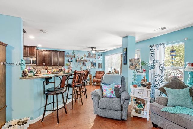 23 Oleander Dr, Beaufort, SC 29907