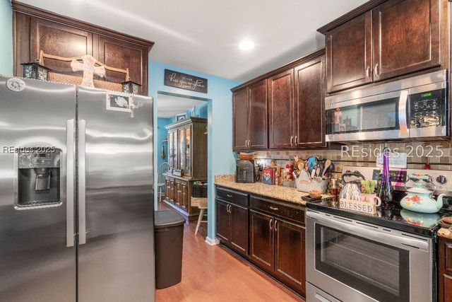 23 Oleander Dr, Beaufort, SC 29907