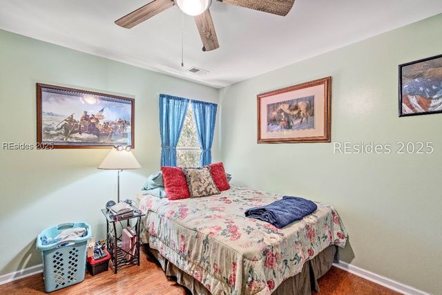 23 Oleander Dr, Beaufort, SC 29907