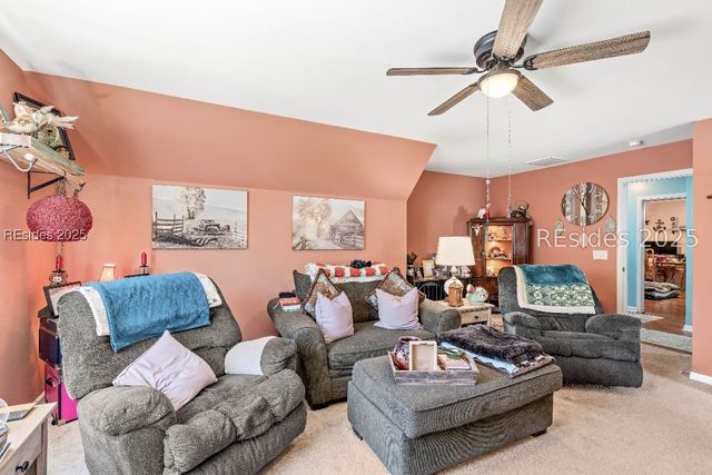 23 Oleander Dr, Beaufort, SC 29907