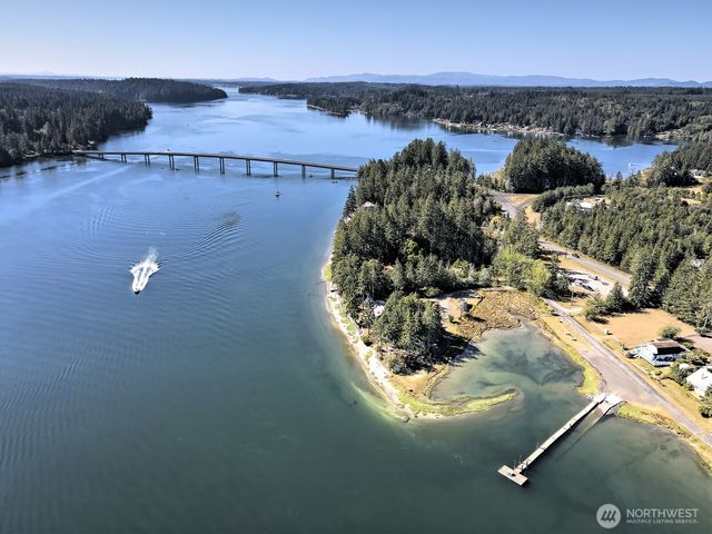 40 E Case Place W, Shelton, WA 98584