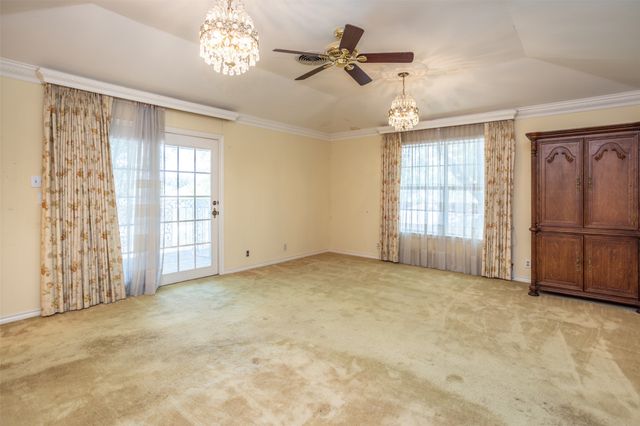 1010 Aspen Road, Gainesville, TX 76240