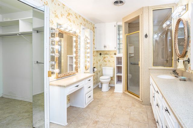 1010 Aspen Road, Gainesville, TX 76240