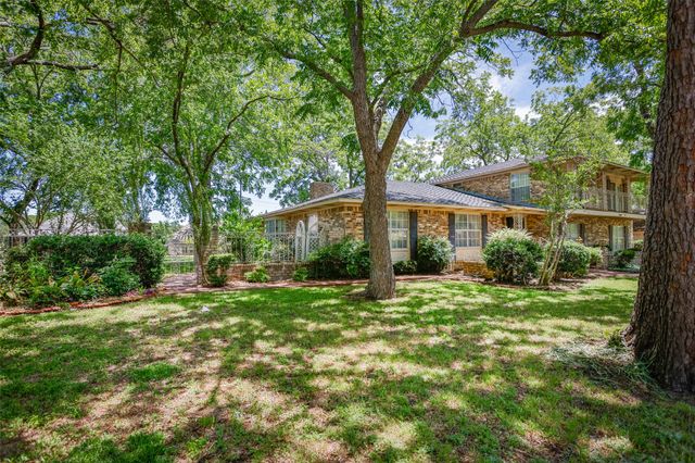 1010 Aspen Road, Gainesville, TX 76240