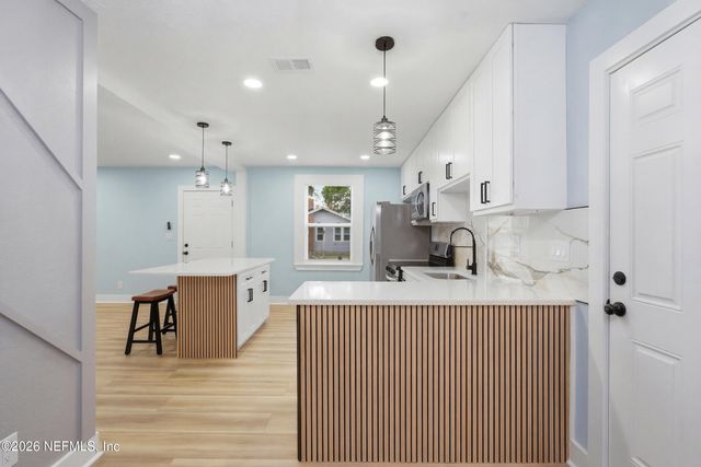 4713 ROYAL Avenue, Jacksonville, FL 32205