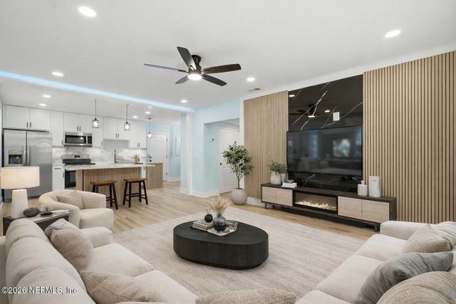 4713 ROYAL Avenue, Jacksonville, FL 32205