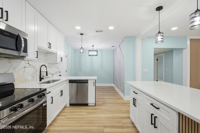 4713 ROYAL Avenue, Jacksonville, FL 32205