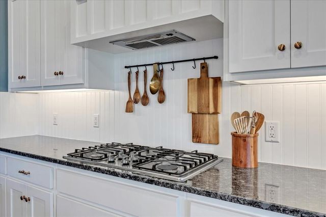 15909 Stillmeadows Drive, Edmond, OK 73013