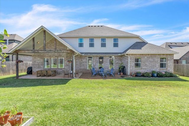 15909 Stillmeadows Drive, Edmond, OK 73013