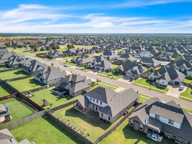 15909 Stillmeadows Drive, Edmond, OK 73013