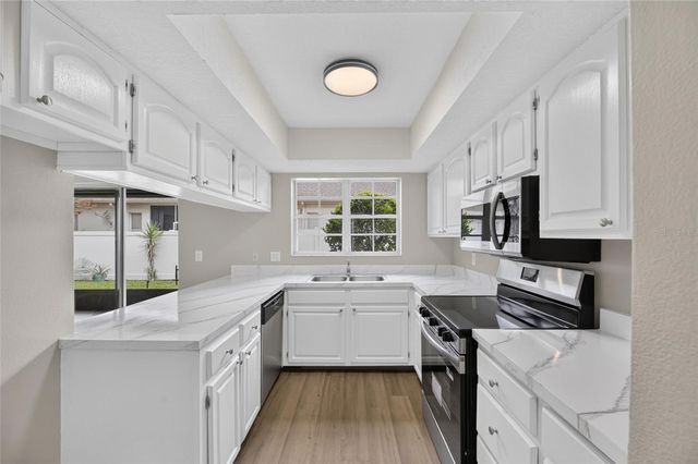 1214 BIG PINE DRIVE, Valrico, FL 33596