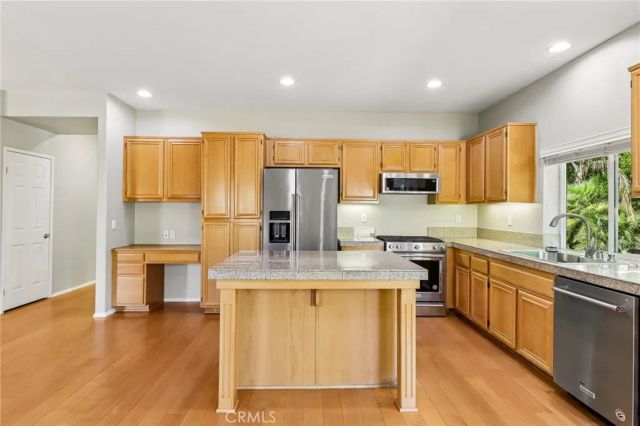 1239 Cragstone Drive, Hemet, CA 92545