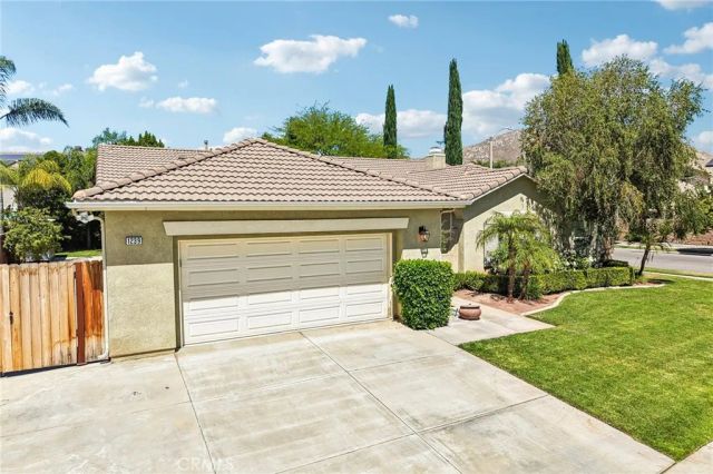 1239 Cragstone Drive, Hemet, CA 92545