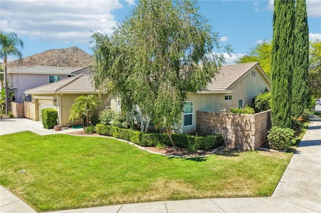 1239 Cragstone Drive, Hemet, CA 92545