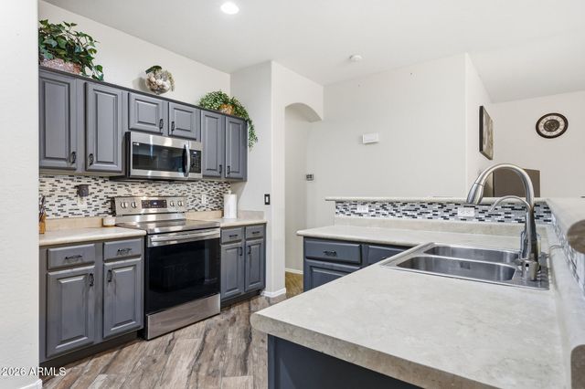 11568 W VIRGINIA Avenue, Avondale, AZ 85392