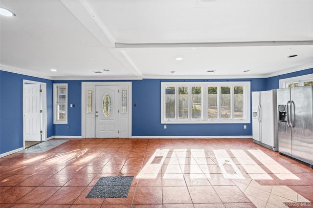 147 Branch Avenue, Central Islip, NY 11722