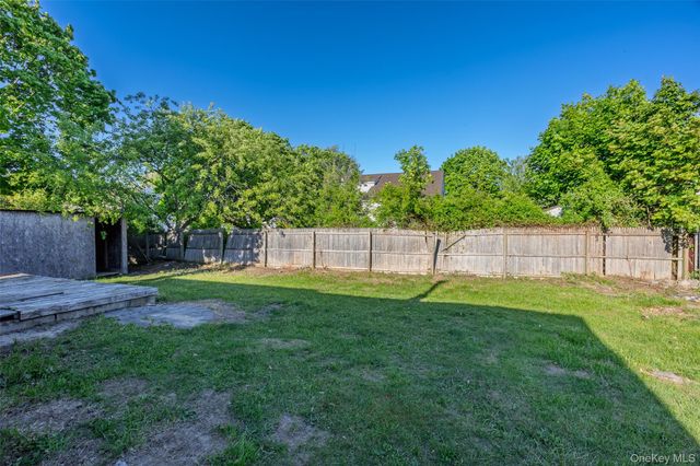 147 Branch Avenue, Central Islip, NY 11722