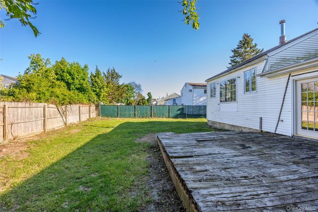 147 Branch Avenue, Central Islip, NY 11722