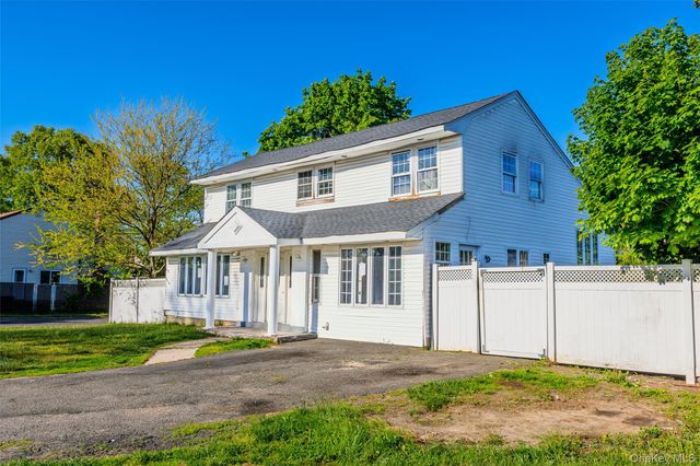 147 Branch Avenue, Central Islip, NY 11722