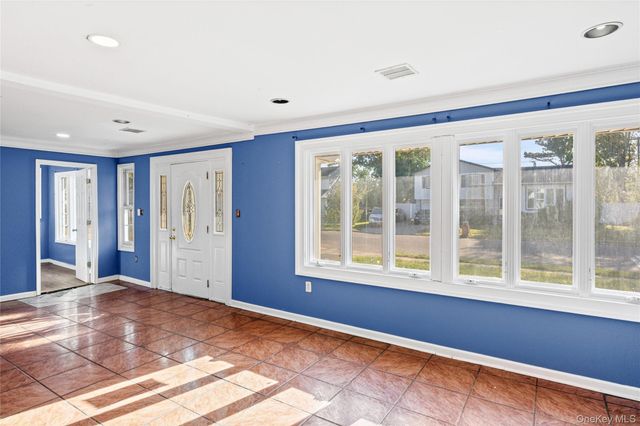 147 Branch Avenue, Central Islip, NY 11722