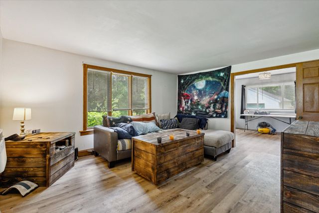 842 10th Street, Gun Plain Twp, MI 49080