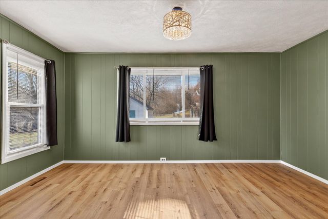 842 10th Street, Gun Plain Twp, MI 49080