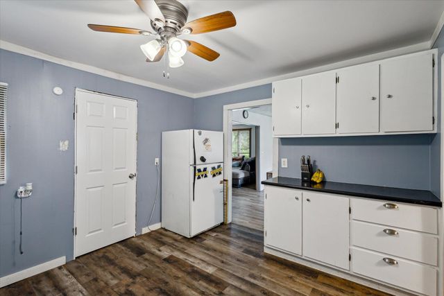 842 10th Street, Gun Plain Twp, MI 49080