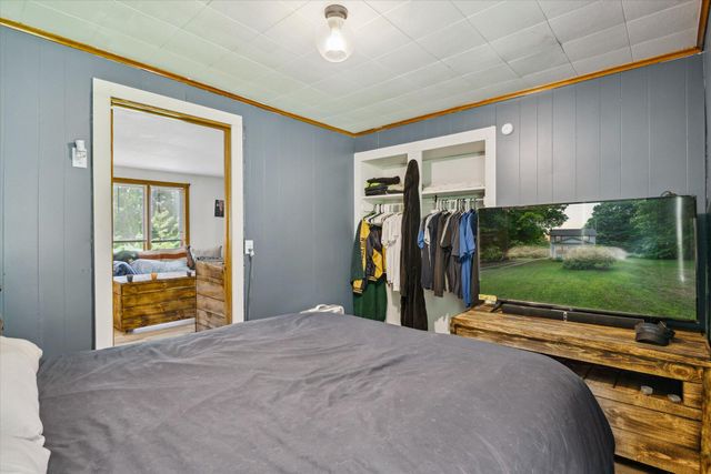 842 10th Street, Gun Plain Twp, MI 49080