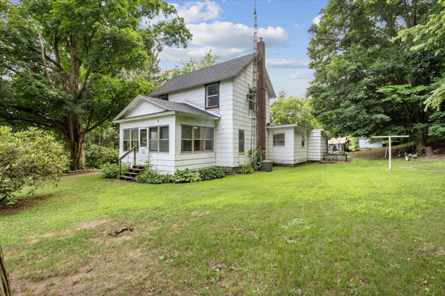 842 10th Street, Gun Plain Twp, MI 49080