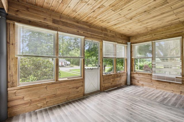 842 10th Street, Gun Plain Twp, MI 49080