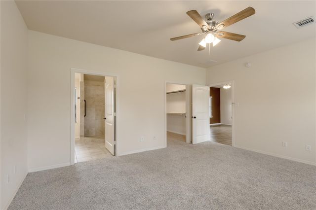 72 Oak Hill Drive, Huntsville, TX 77320