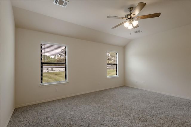 72 Oak Hill Drive, Huntsville, TX 77320