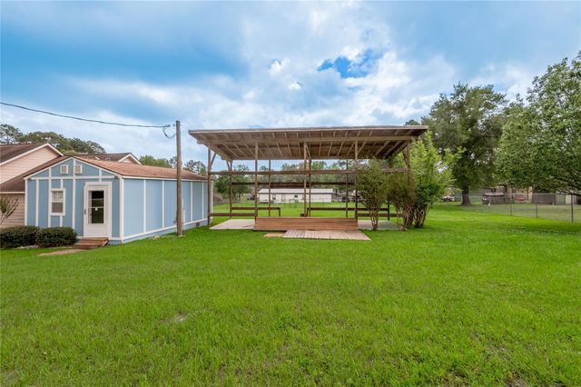 72 Oak Hill Drive, Huntsville, TX 77320