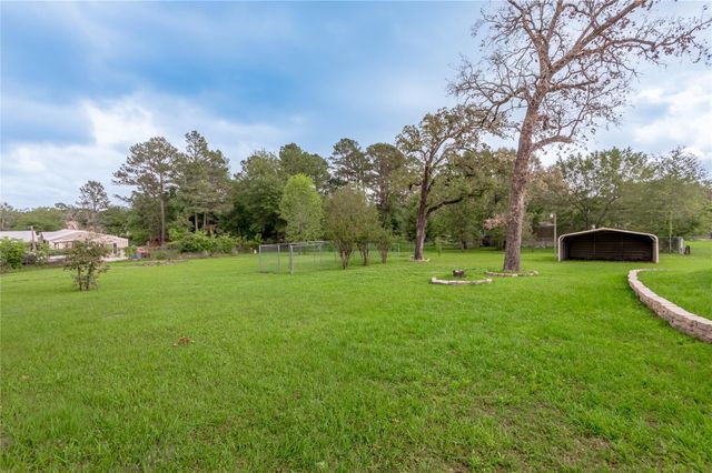 72 Oak Hill Drive, Huntsville, TX 77320