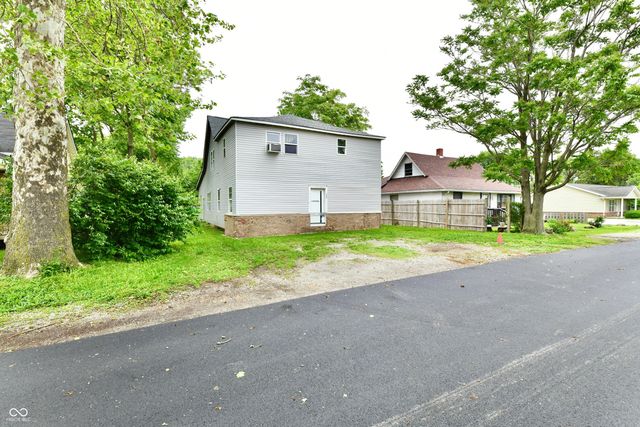 528 South Street, Noblesville, IN 46060