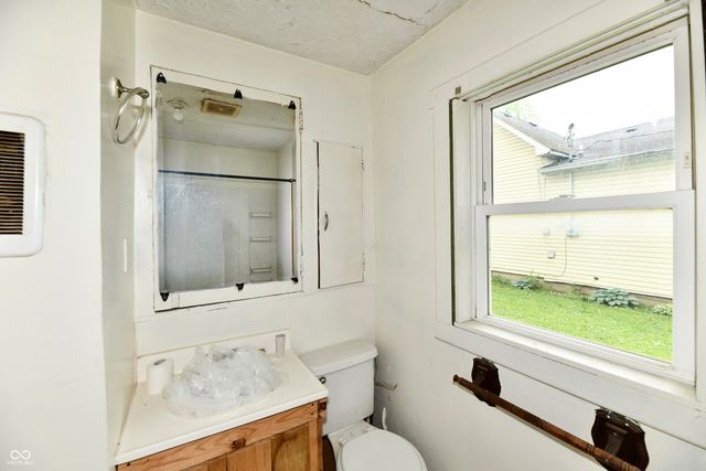 528 South Street, Noblesville, IN 46060
