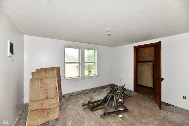 528 South Street, Noblesville, IN 46060