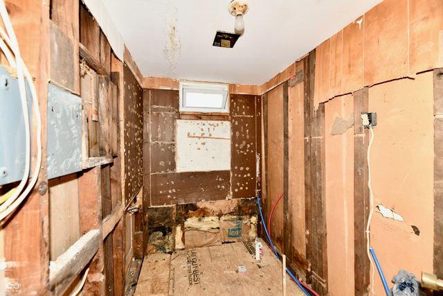 528 South Street, Noblesville, IN 46060