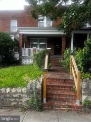 1339 QUEEN ST NE, Washington, DC 20002