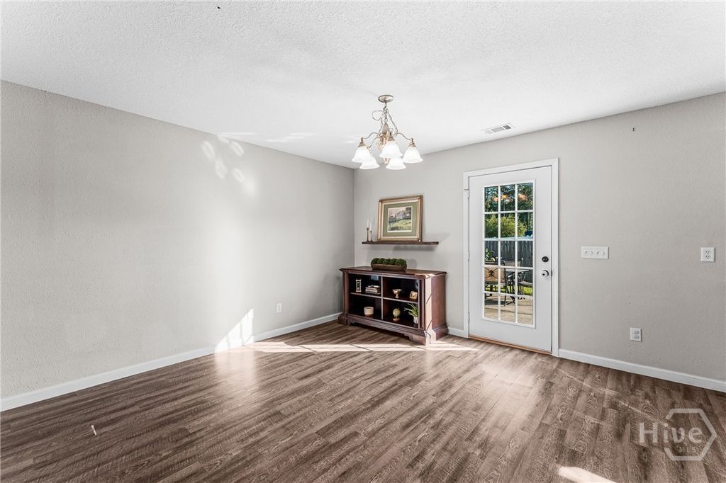 Image 10 of property listing at 424 Flint Drive, Rincon, GA 31326