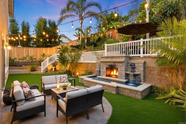 2285 Hillyer Street, Carlsbad, CA 92008