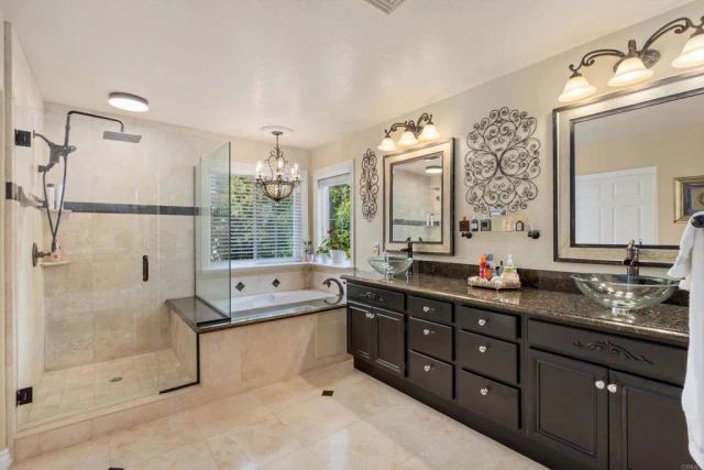 2285 Hillyer Street, Carlsbad, CA 92008
