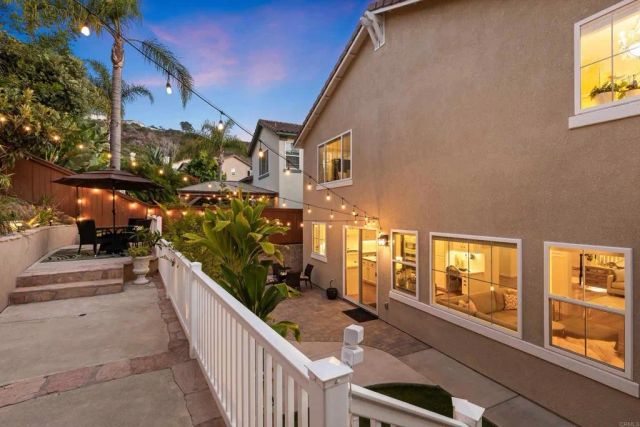 2285 Hillyer Street, Carlsbad, CA 92008